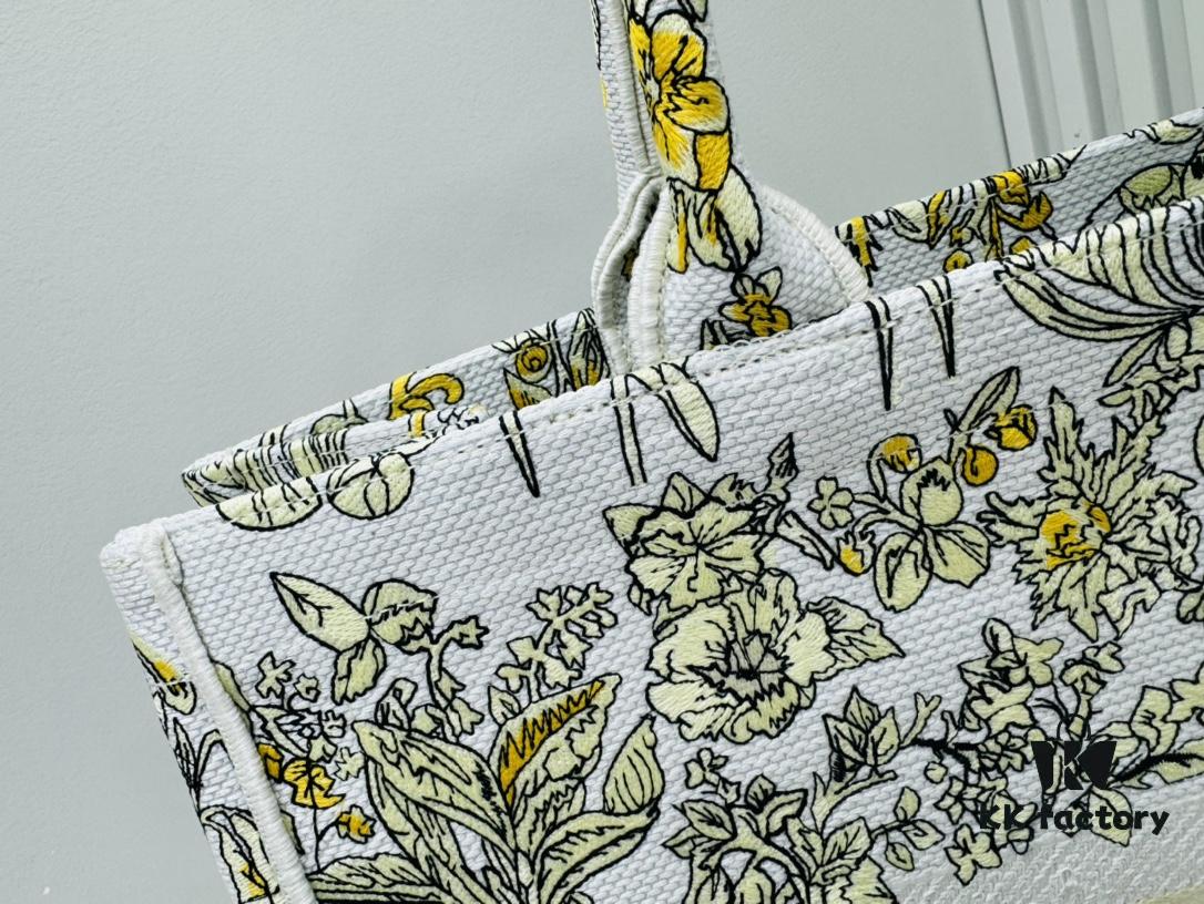 6930a0c46e68136f4d9ab7de Large Original Order Thick Yarn Fabric Dior Book Tote
