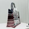 6930a0c66e68136f4d9ab7e5 Thick Stitching, Heavy Fabric Original Order Medium Di0r Book Tote