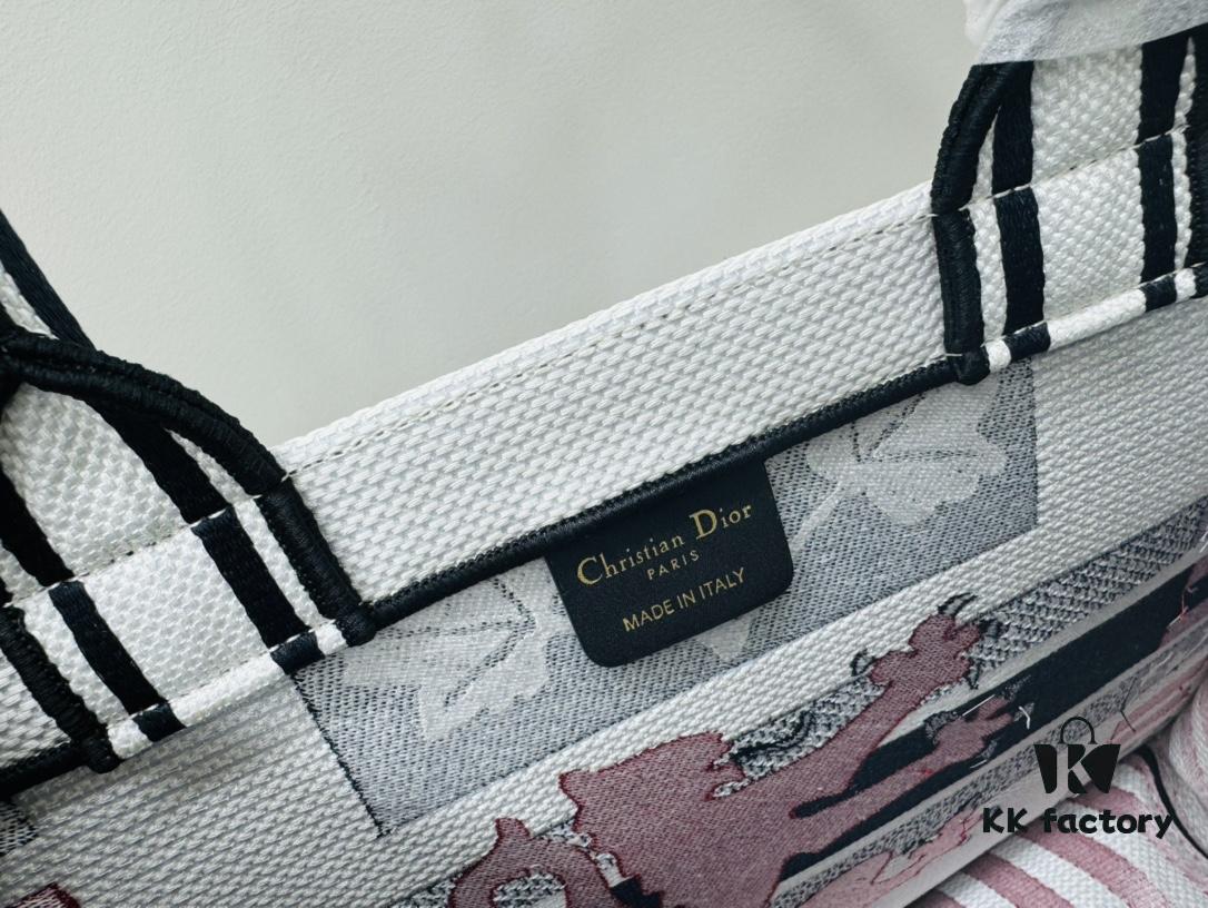 6930a0ca6e68136f4d9ab7eb Thick Stitching, Heavy Fabric Original Order Medium Di0r Book Tote