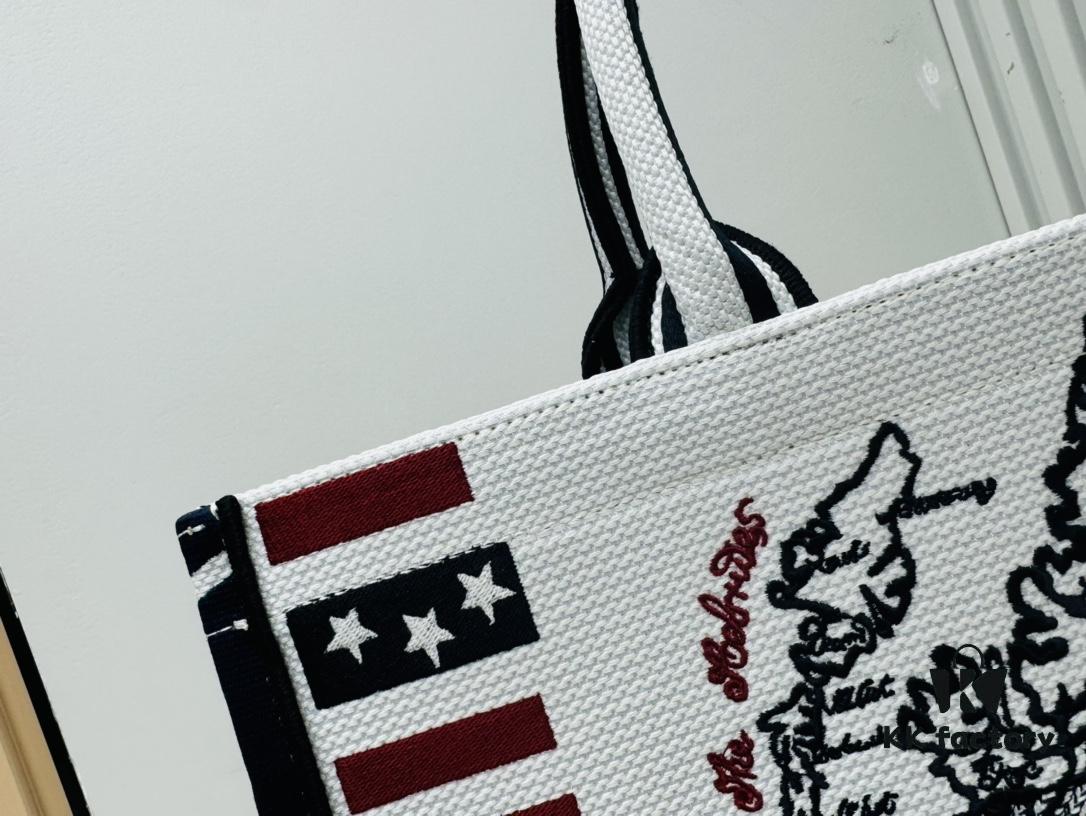 6930a0cb6e68136f4d9ab7f0 Oversized Original Order Thick Yarn Fabric Dior Book Tote