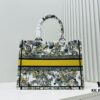 Thick Thread, Heavy Fabric Original Order Medium Size [Di0r Book Tote]