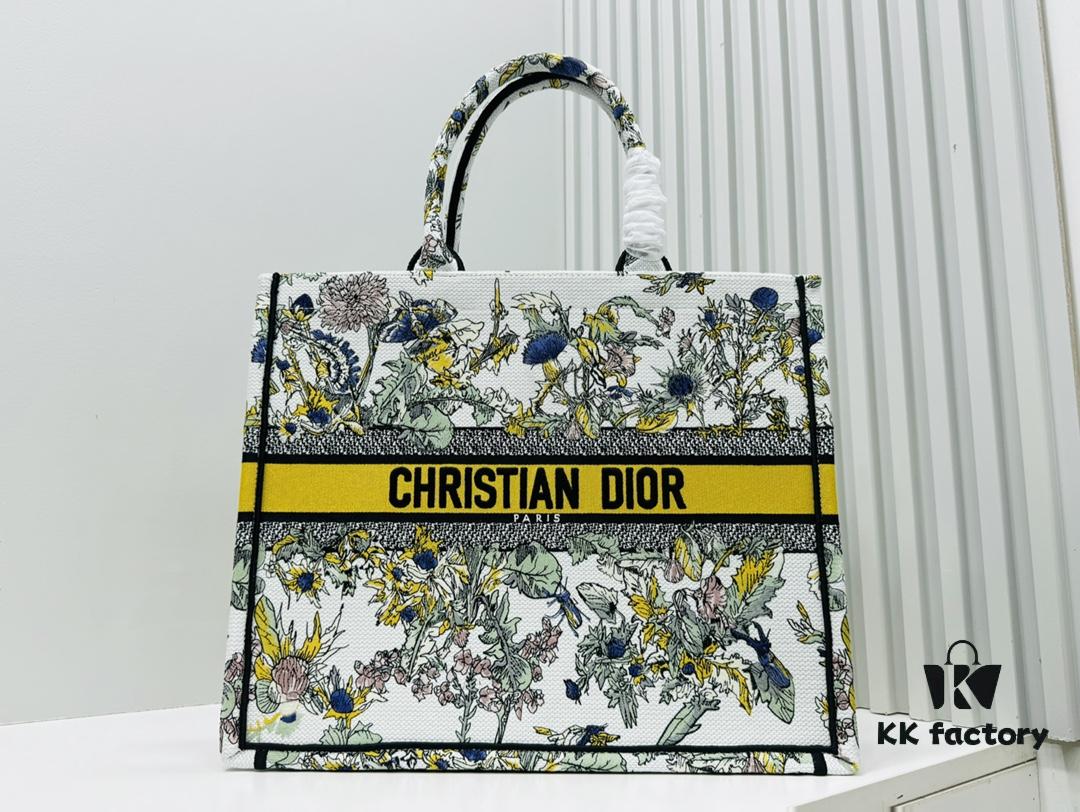 6930a0db6e68136f4d9ab813 Oversized Original Order Thick Yarn Fabric Dior Book Tote