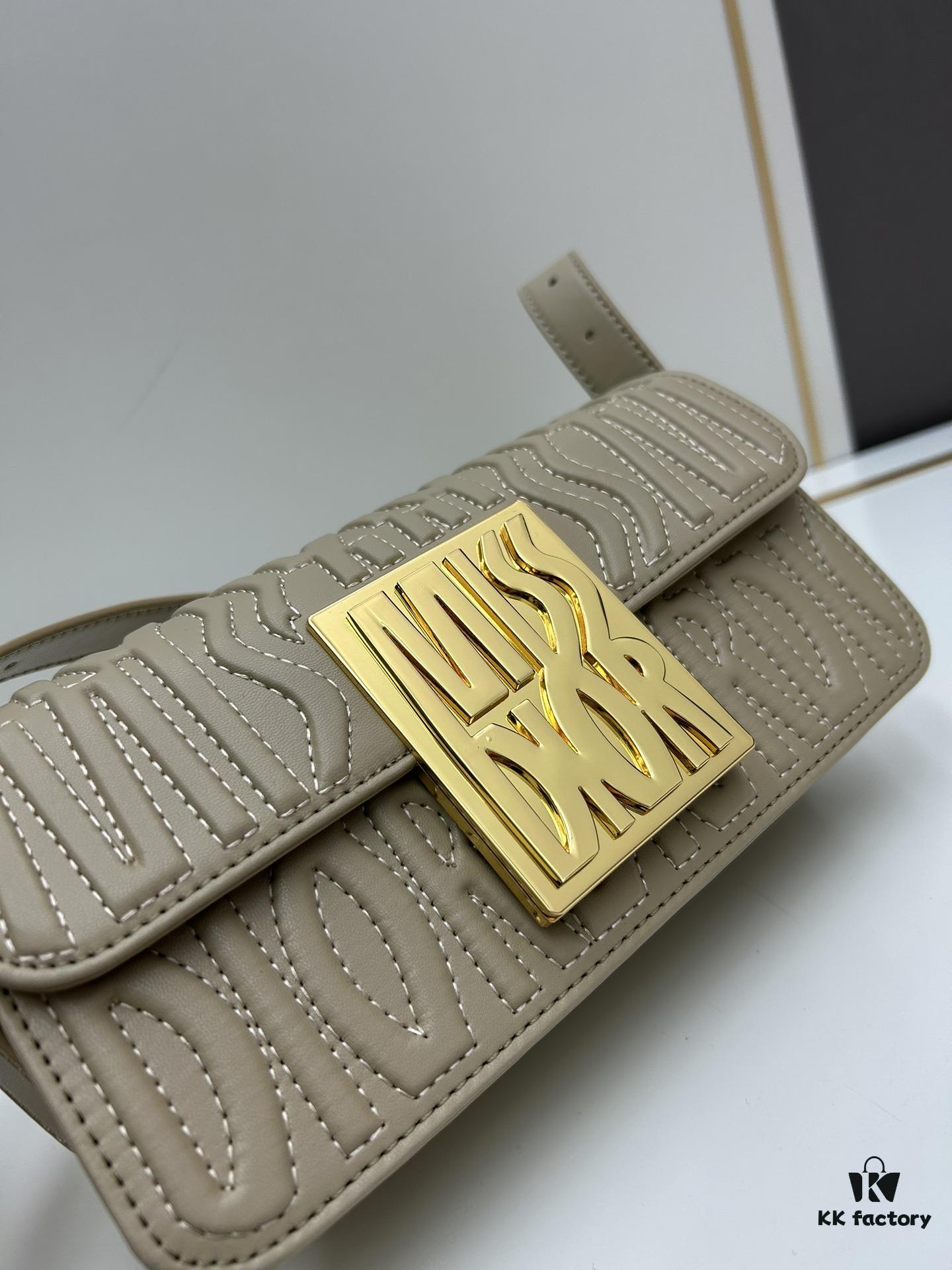 6930a1006e68136f4d9ab859 Miss Dior Quilted Calfskin Shoulder Bag in Cream White – 2024 Winter Ready-to-Wear Collection