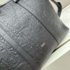 6930a1076e68136f4d9ab86a Weekender 25 Handbag in Elegant Design