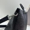 6930a1096e68136f4d9ab86d Weekender 25 Handbag in Elegant Design