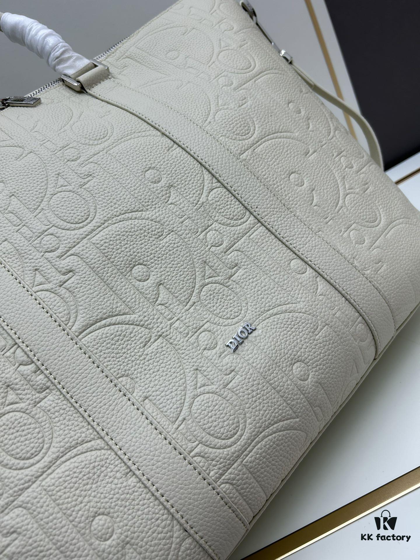 6930a10c6e68136f4d9ab874 Weekender 25 Handbag