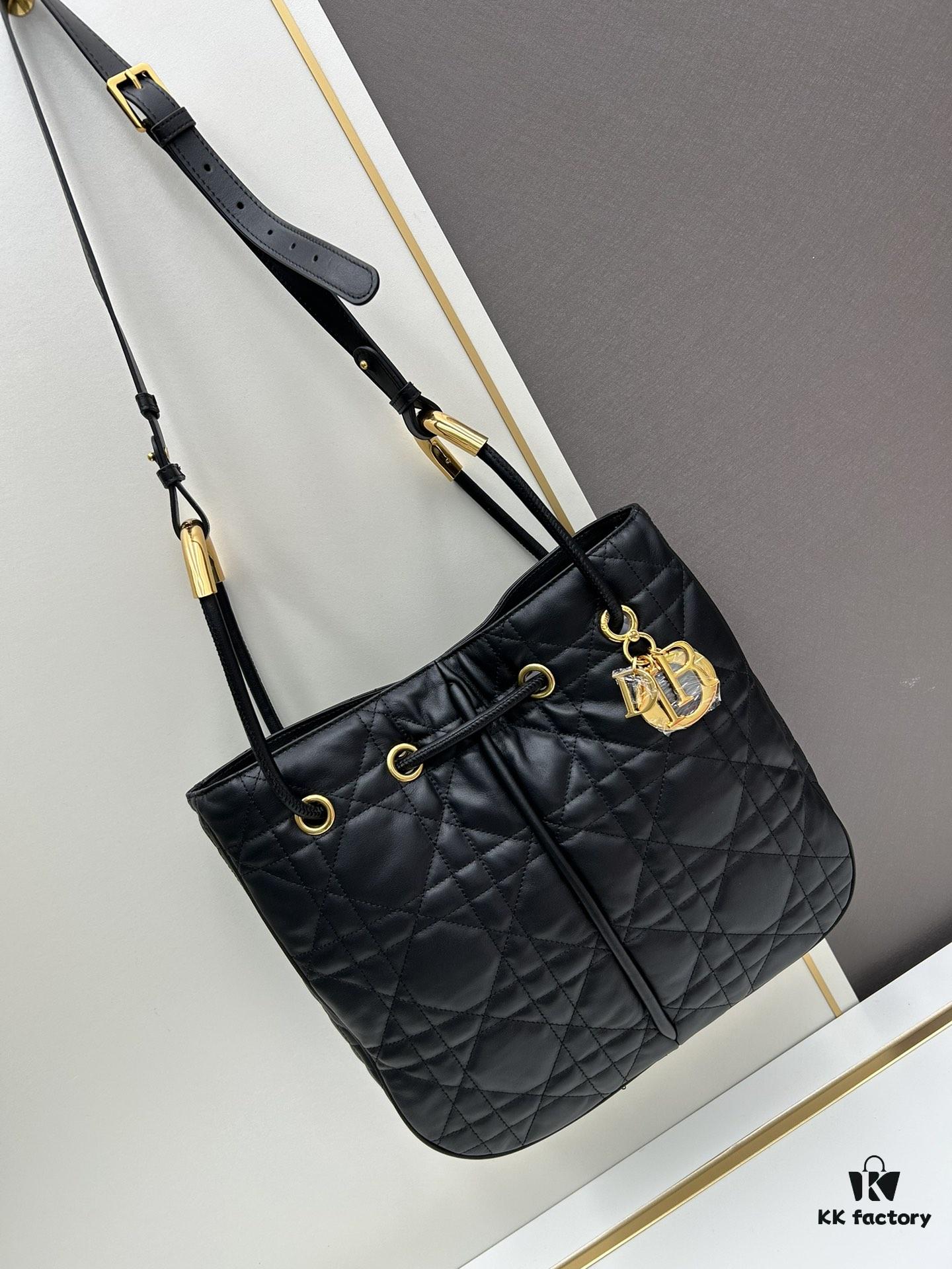 6930a1136e68136f4d9ab883 Large Full Leather Blue Cloth Dior Nolita Handbag from the 2024 Fall Ready-to-Wear Collection