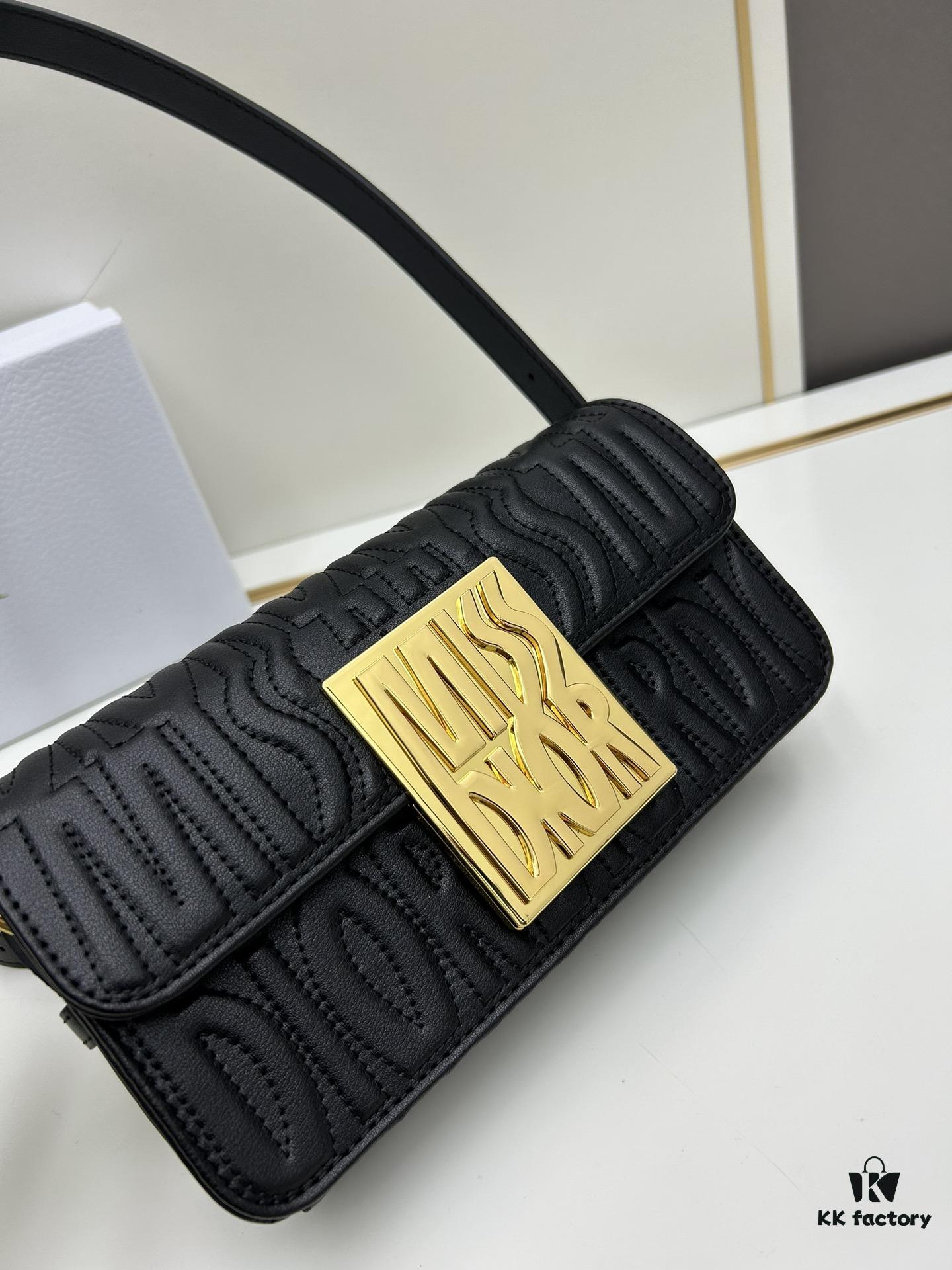 6930a11f6e68136f4d9ab899 Dior Retro Box Set Made of Black Cowhide Leather with Unique Letter Embossing