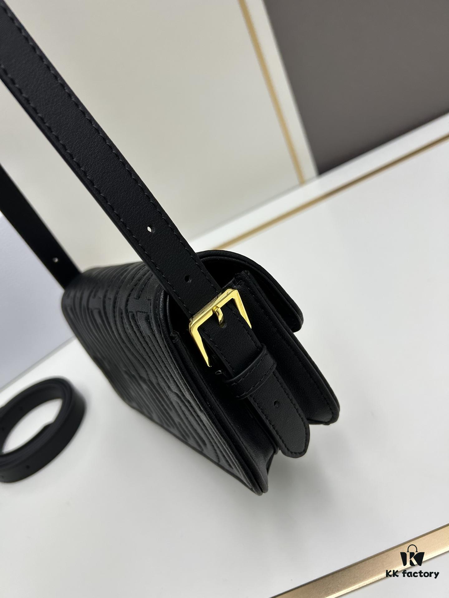 6930a1206e68136f4d9ab89b Dior Retro Box Set Made of Black Cowhide Leather with Unique Letter Embossing