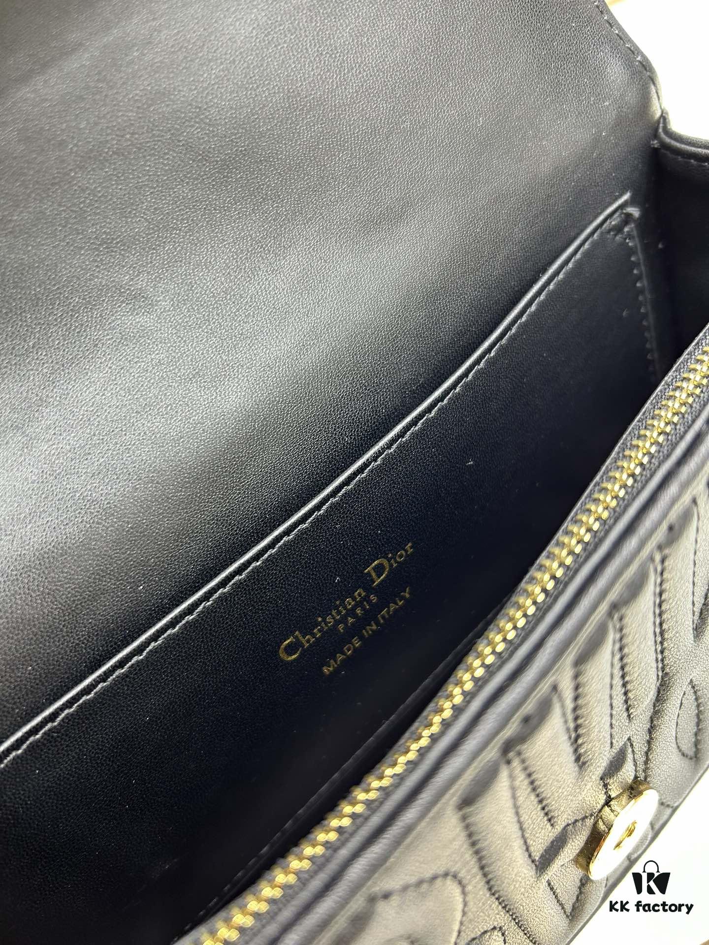 6930a1226e68136f4d9ab89e Dior Retro Box Set Made of Black Cowhide Leather with Unique Letter Embossing