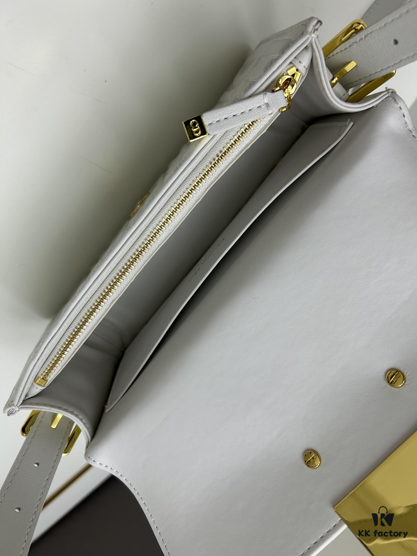 6930a12d6e68136f4d9ab8b5 Dior Retro Box Set Made of Black Cow Leather with Unique Letter Embossing, Exquisite Craftsmanship, Spacious Compartment Design, Detachable Shoulder Strap for Handheld, Shoulder or Hand-Carry, Essential for Daily Outings