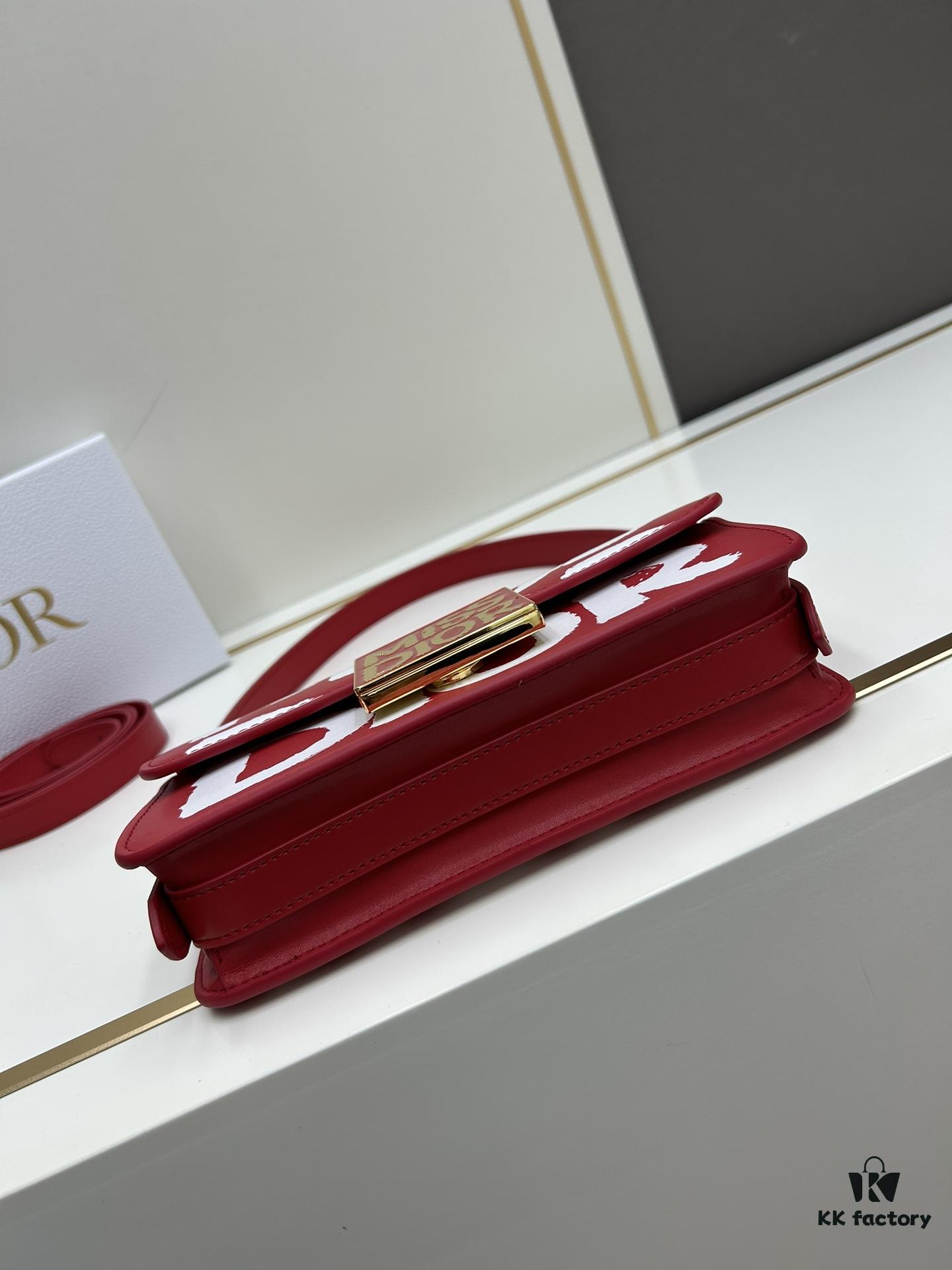 6930a1376e68136f4d9ab8c9 Dior Retro Style Box Set, Crafted from Cow Leather with Unique Letter Embossing, Spacious Compartment Design, Detachable Shoulder Strap for Handheld, Shoulder or Hand-Carry, Perfect for Daily Use