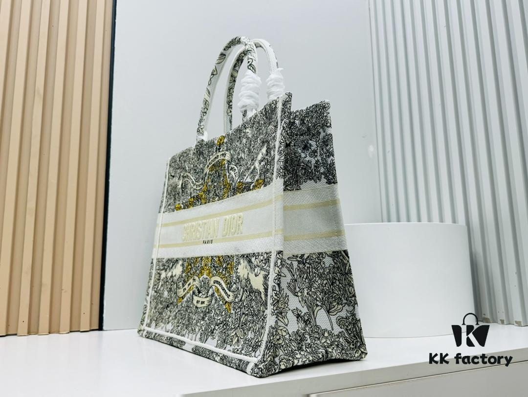 6930a1656e68136f4d9ab922 Oversized Original Order Thick Yarn Fabric Dior Book Tote
