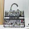 6930a1966e68136f4d9ab984 Thick Yarn Heavy Fabric Original Order Oversized Di0r Book Tote