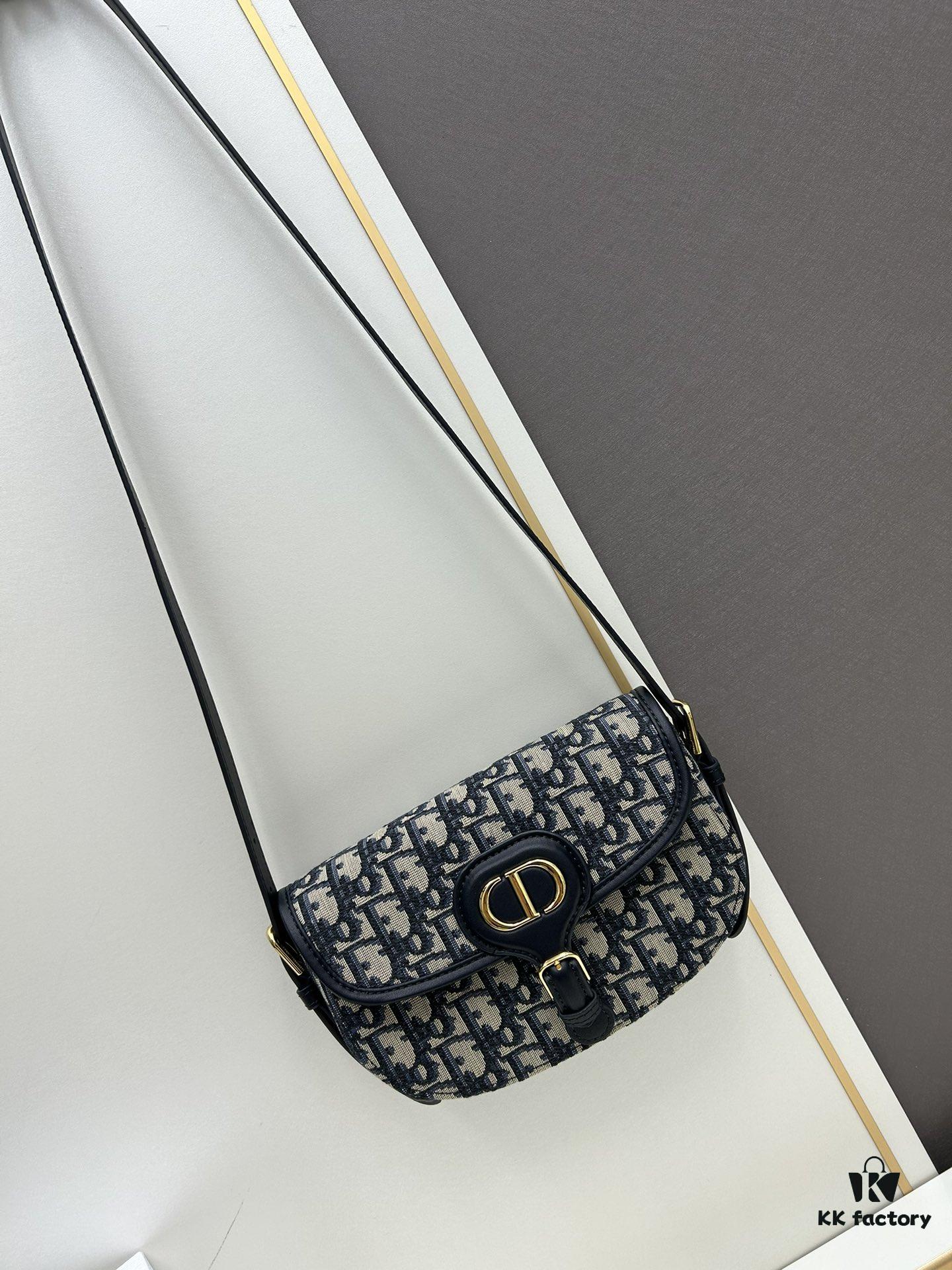6930a1aa6e68136f4d9ab9a9 Dior Bobby Retro Style Tofu Bag - Full-Grain Calfskin Leather, 21-inch Horizontal Design