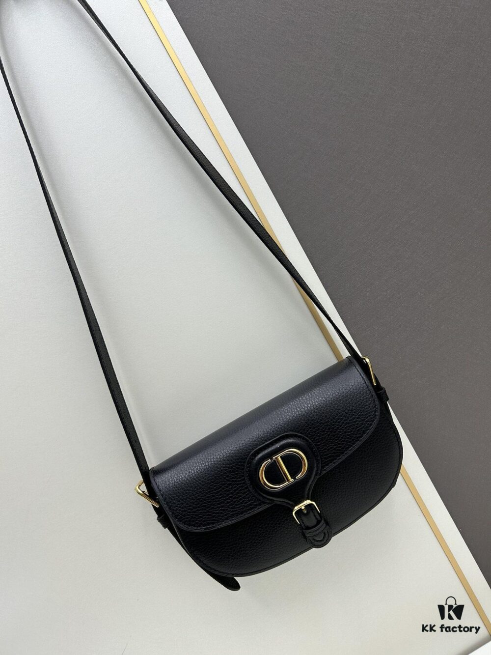 6930a1c66e68136f4d9ab9dc Dior Bobby Tote Bag, Fall New Arrival, Vintage Style, Full-Grain Leather, 21-inch Horizontal Model