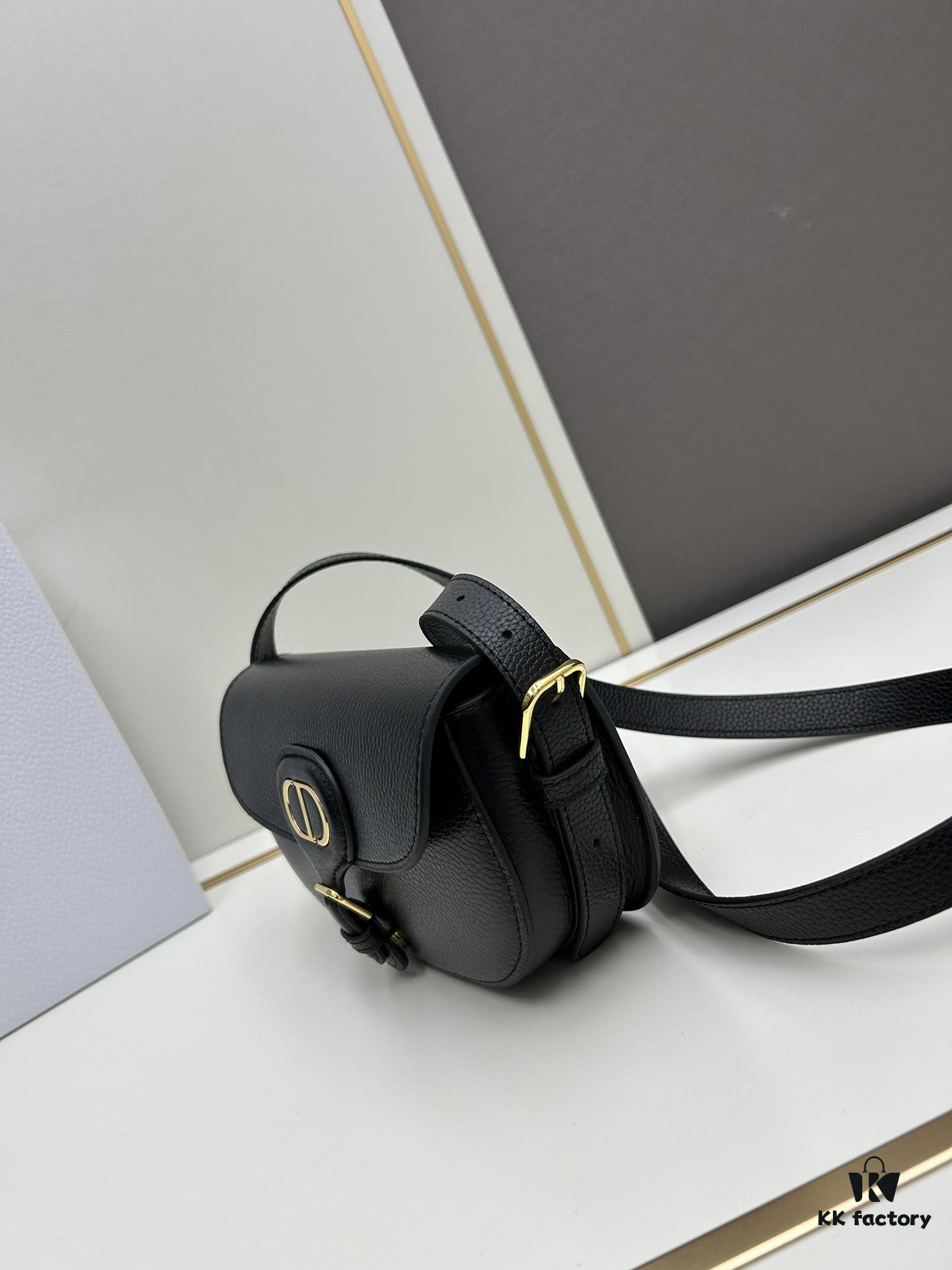 6930a1c86e68136f4d9ab9df Dior Bobby Tote Bag, Fall Early New Arrival, Vintage Style Cowhide Texture, Structured Body, Original Full-Grain Leather Quality