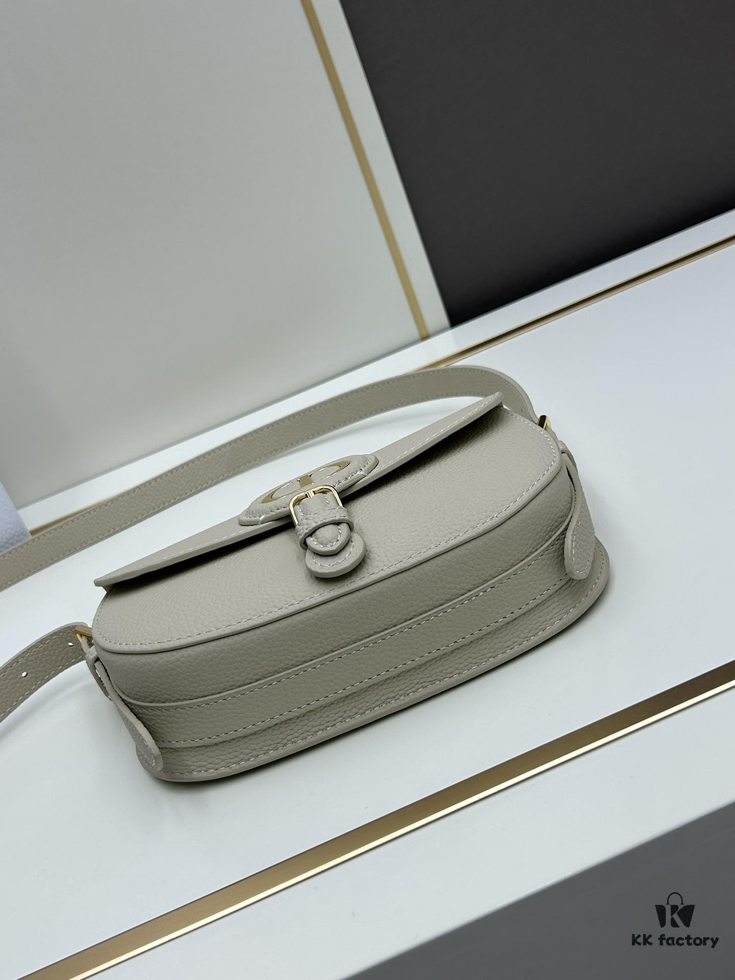 6930a1cf6e68136f4d9ab9eb Dior Bobby Tote Bag, Fall Early New Arrival, Vintage Style Cowhide Handbag, Full-Grain Leather, 21-Inch Wide Model