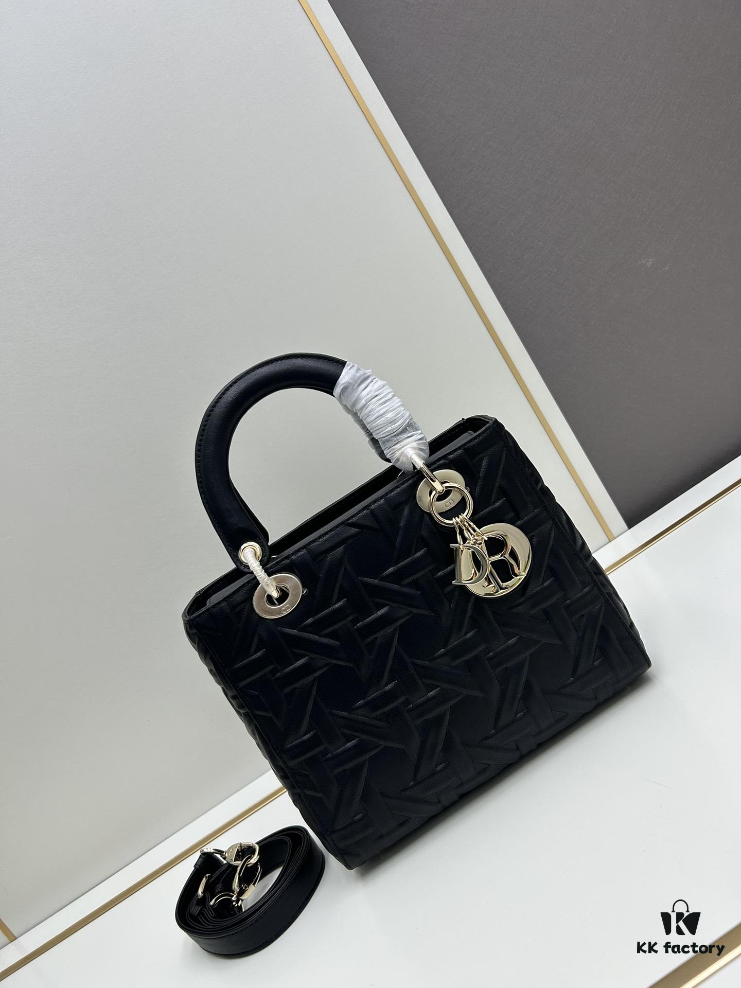6930a1d66e68136f4d9ab9fb Dior Lady Dior Top-Grade Original Leather Quilted Handbag in Black Embossed Chevron Pattern