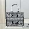 6930a1f36e68136f4d9aba3a Thick Stitching, Heavy Fabric Original Order Medium Di0r Book Tote