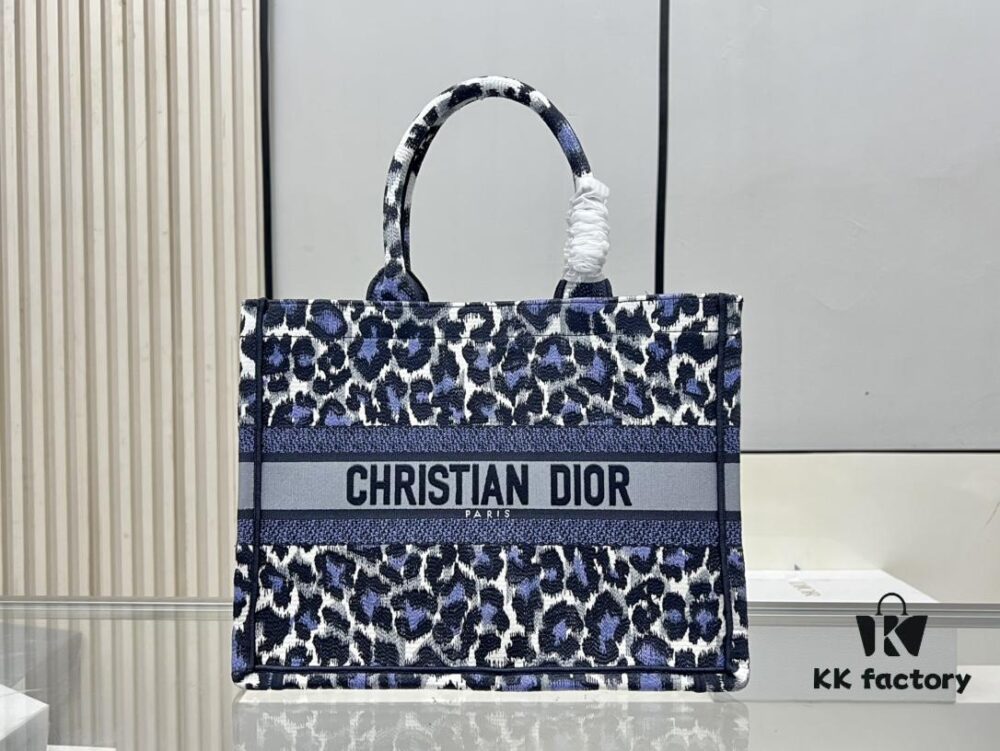 ️Thick Yarn Heavy Fabric Original Order Medium [Dior Book Tote]