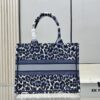 ️Thick Yarn Heavy Fabric Original Order Medium [Dior Book Tote]