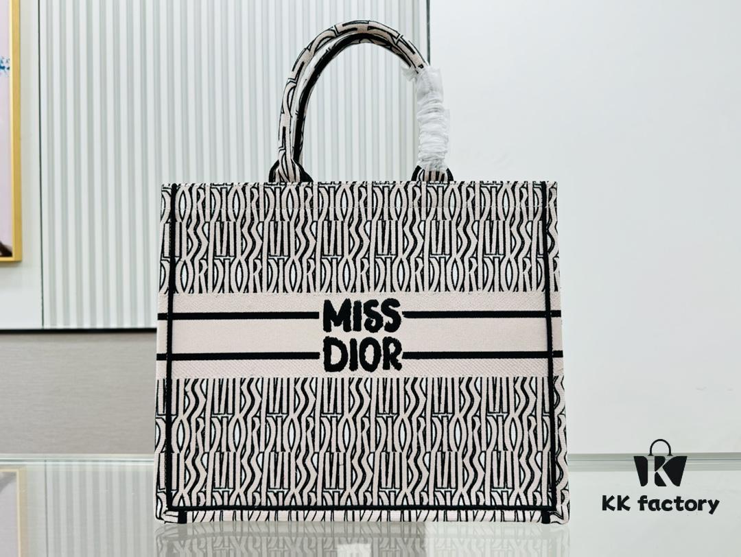 Oversized Original Order Thick Yarn Fabric Dior Book Tote