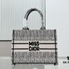️Thick Yarn Heavy Fabric Original Order Medium [Dior Book Tote]