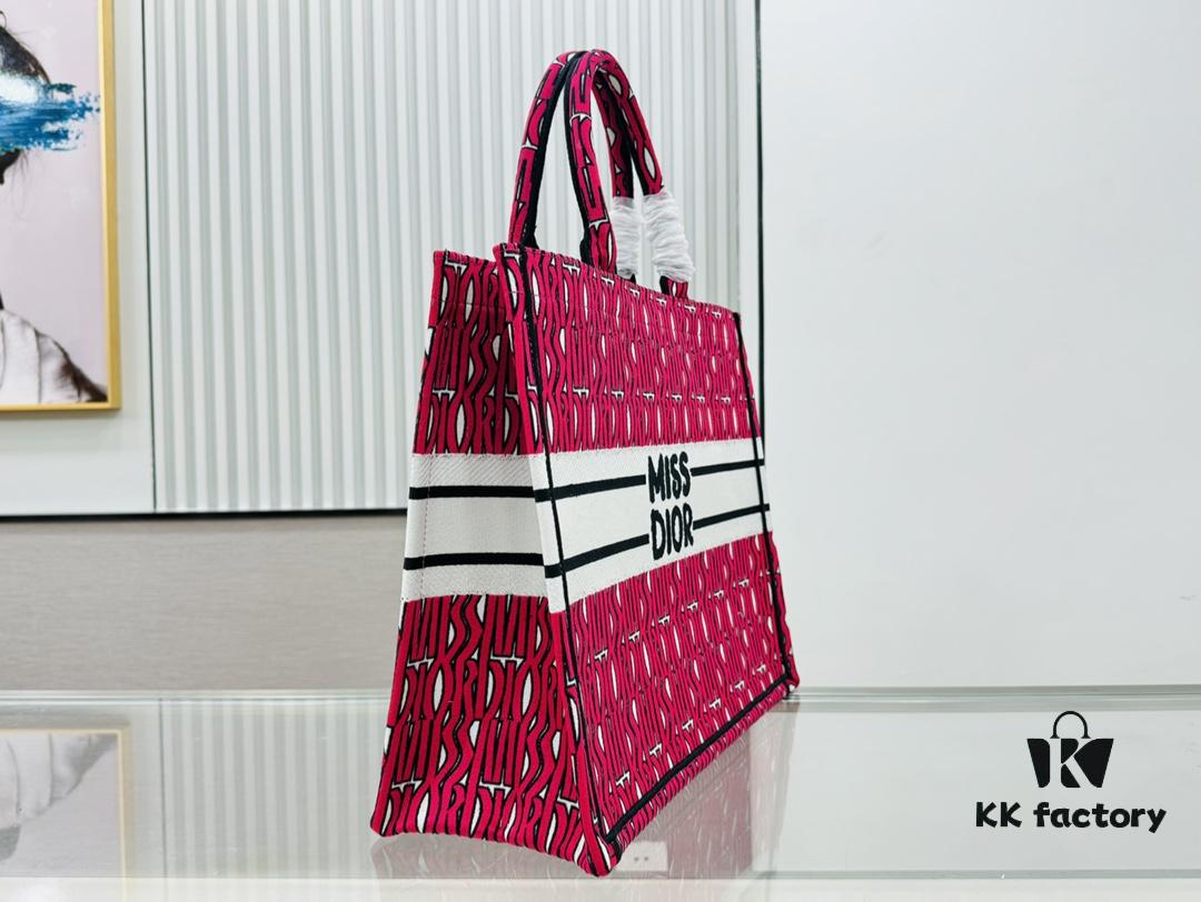 6930a23c6e68136f4d9abacd Oversized Original Order Thick Yarn Fabric Dior Book Tote