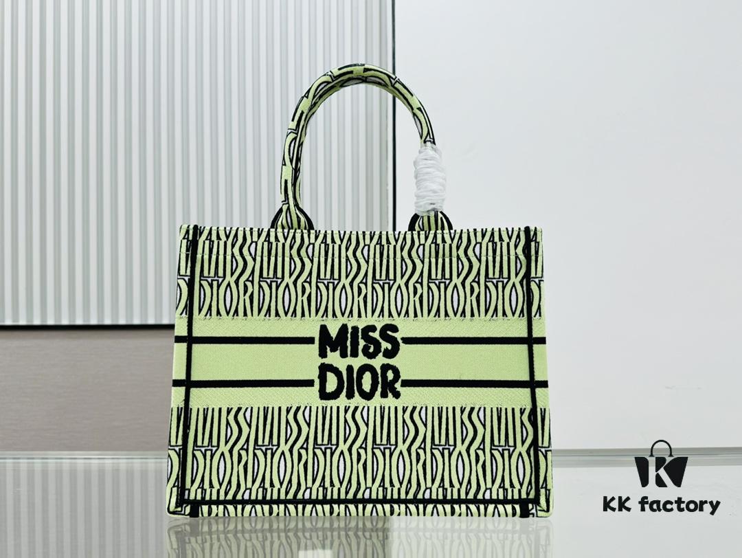 Thick Stitching, Heavy Fabric Original Order Medium Di0r Book Tote