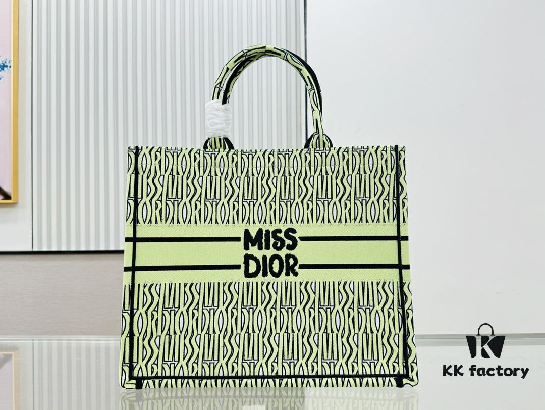 6930a24f6e68136f4d9abaf7 Oversized Original Order Di0r Book Tote in Thick, Heavyweight Yarn Fabric