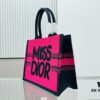 6930a2536e68136f4d9abb00 Thick Thread, Heavy Fabric Original Order Medium Di0r Book Tote