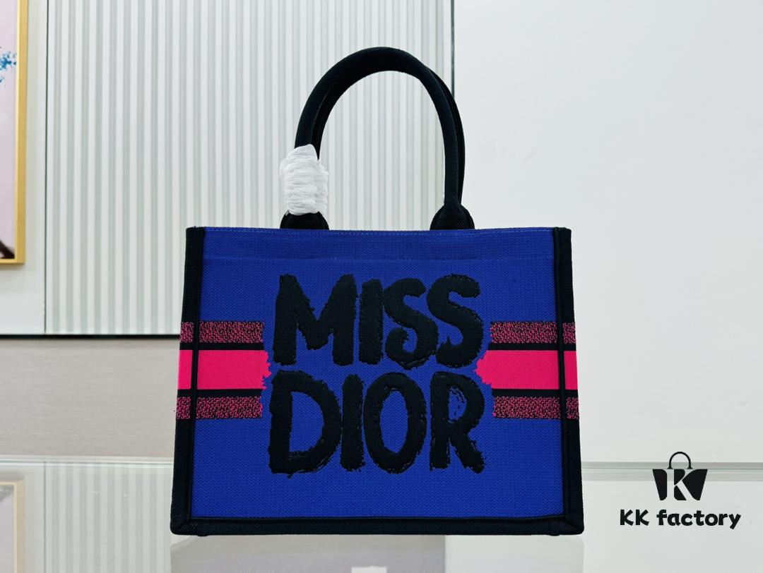 6930a2546e68136f4d9abb01 Thick Thread, Heavy Fabric Original Order Medium Di0r Book Tote