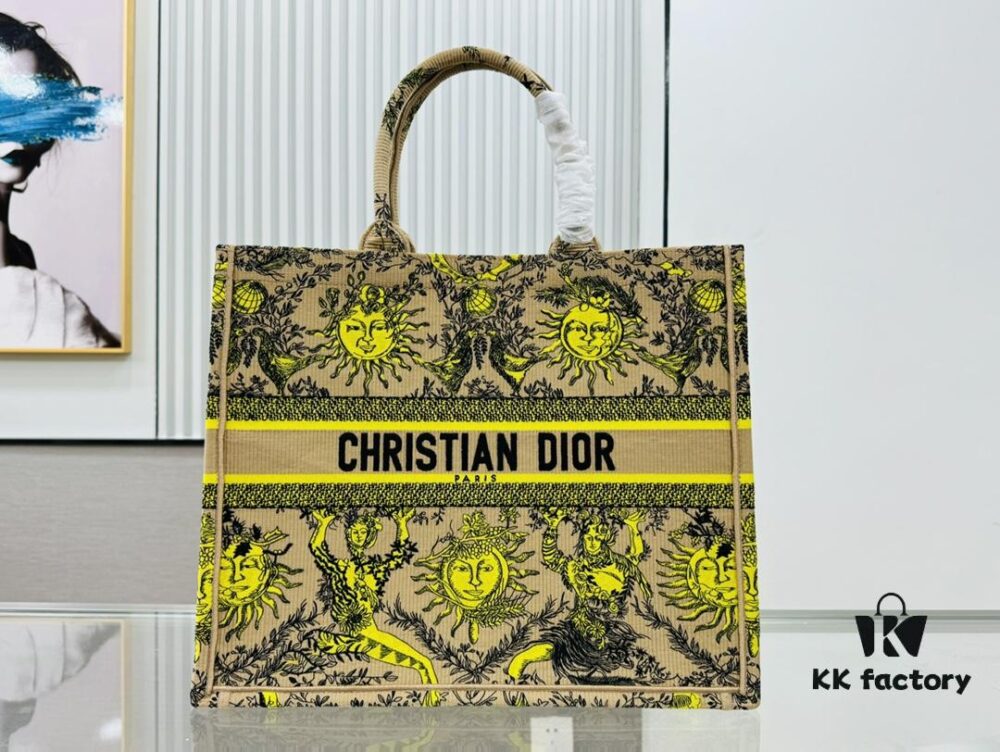 6930a2816e68136f4d9abb6c Oversized Original Order Thick Yarn Fabric Dior Book Tote
