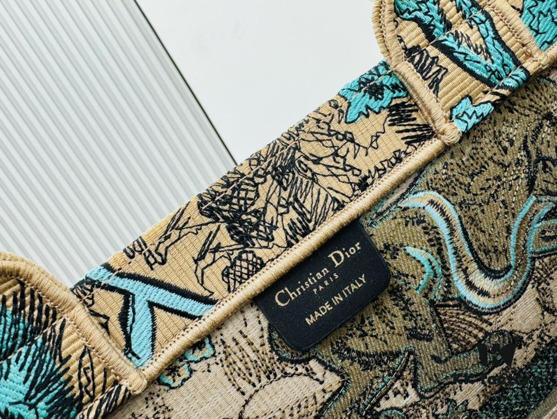 6930a2a06e68136f4d9abbb1 Oversized Original Order Thick Yarn Fabric Dior Book Tote