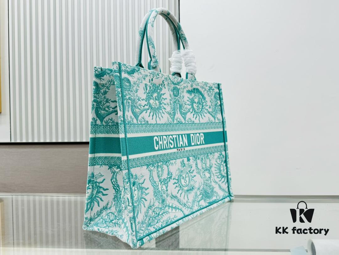 6930a2b66e68136f4d9abbe4 Oversized Original Order Thick Yarn Fabric Dior Book Tote