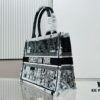 6930a2ba6e68136f4d9abbed Thick Thread, Heavy Fabric Original Order Medium Size Di0r Book Tote