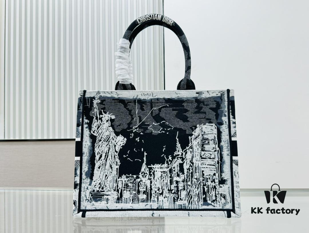 6930a2bb6e68136f4d9abbef Thick Thread, Heavy Fabric Original Order Medium Size Di0r Book Tote