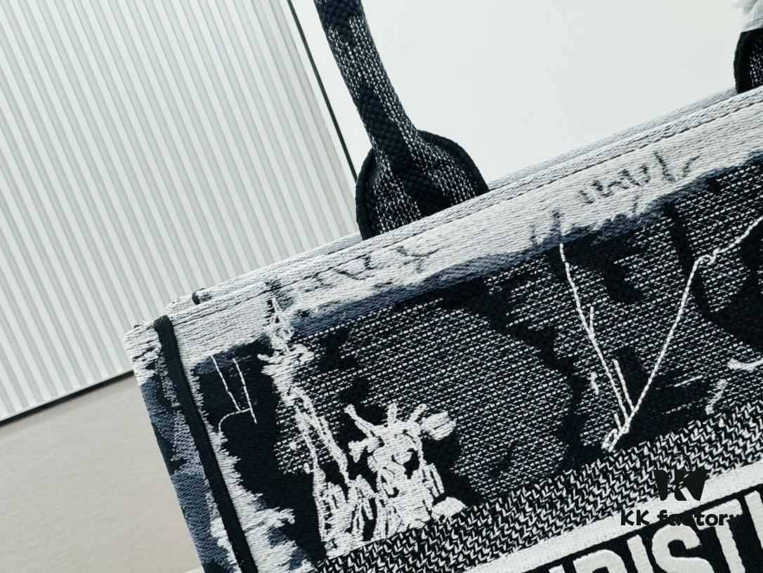6930a2bc6e68136f4d9abbf1 Thick Thread, Heavy Fabric Original Order Medium Size Di0r Book Tote