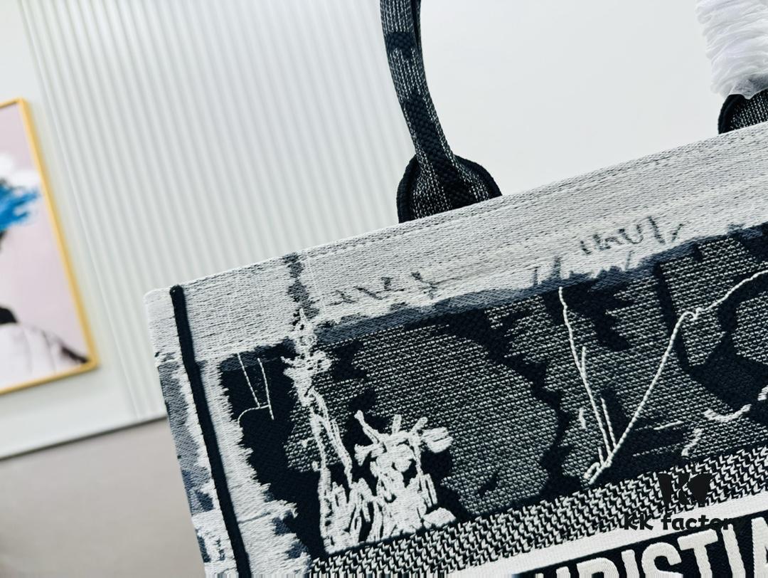 6930a2c16e68136f4d9abbfc Thick Yarn Heavy Fabric Original Order Oversized Di0r Book Tote