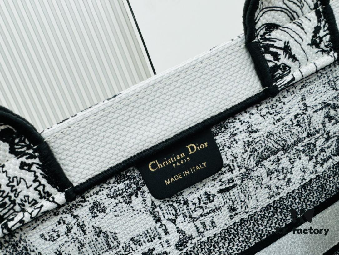 Thick Thread, Heavy Fabric Original Order Medium Size [Dior Book Tote]
