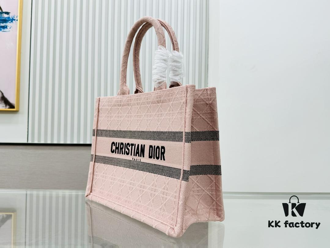 Thick Thread, Heavy Fabric Original Order Medium Size [Di0r Book Tote]