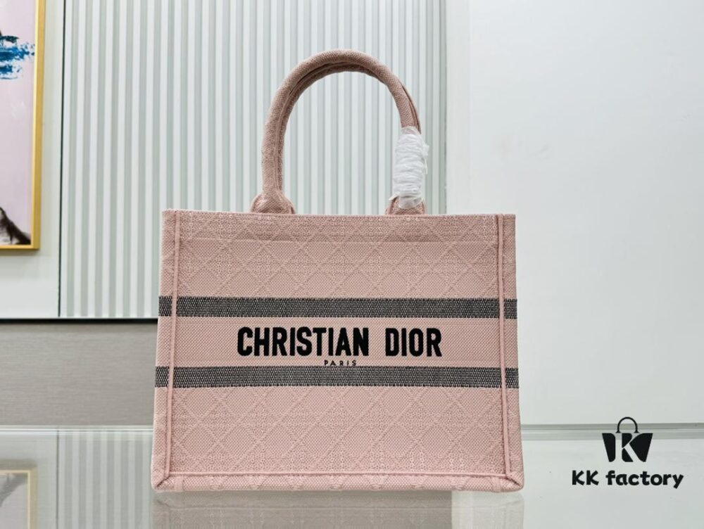 Thick Thread, Heavy Fabric Original Order Medium Size [Di0r Book Tote]