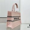 Thick Thread, Heavy Fabric Original Order Medium Size [Di0r Book Tote]