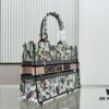 ️Thick Yarn Heavy Fabric Original Order Medium [Dior Book Tote]