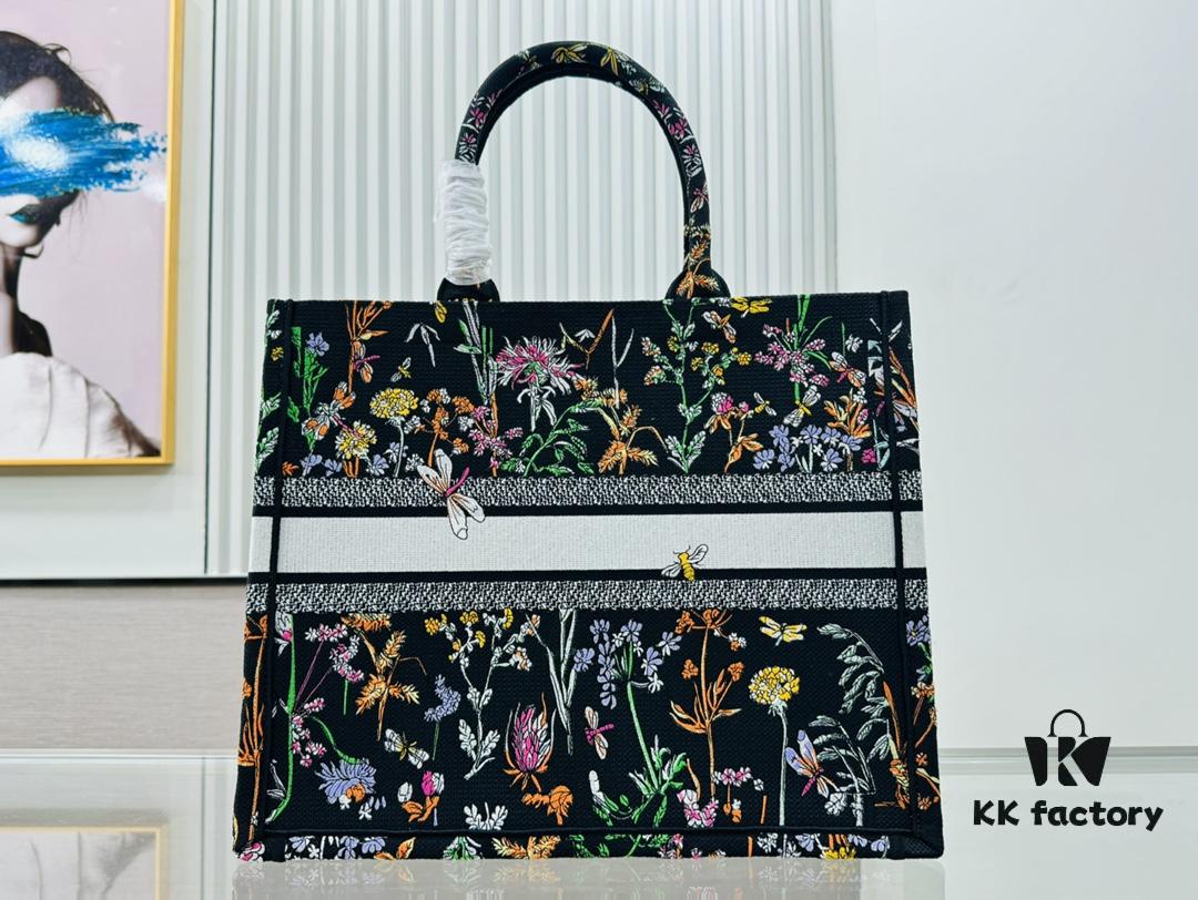 6930a2eb6e68136f4d9abc5c Oversized Original Order Thick Yarn Fabric Dior Book Tote