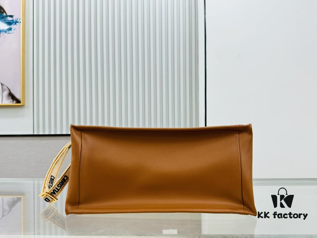 6930a3076e68136f4d9abc9b Dior Book Tote24 Early Spring New Arrival Medium Size with Leather Trim