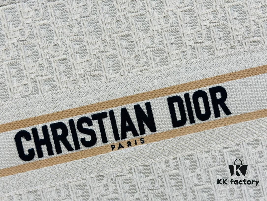 6930a30d6e68136f4d9abca9 Dior Book Tote24 Early Spring New Arrival Large Size with Leather Trim