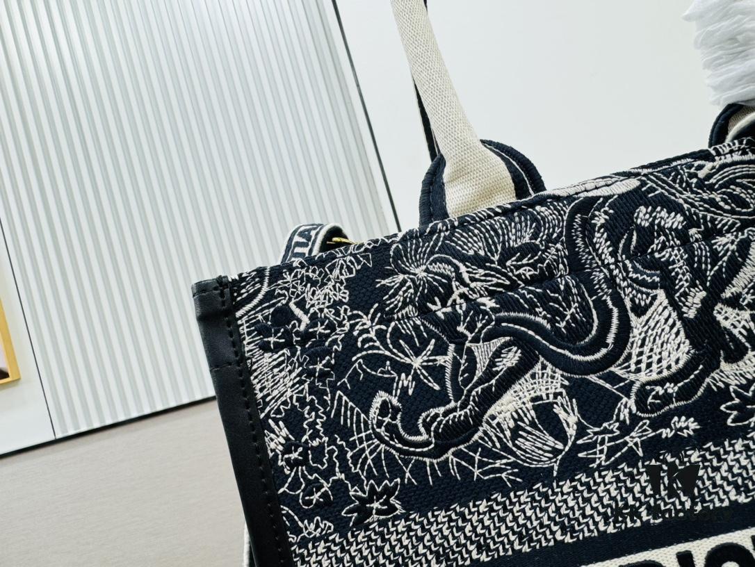 6930a3246e68136f4d9abcd5 Black Blue Tiger, Medium Size Dior Book Tote24 Spring New Arrival
