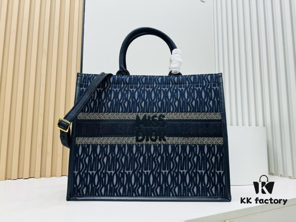 6930a35e6e68136f4d9abd5c Dior Book Tote24 Early Spring New Arrival Large Size with Leather Trim